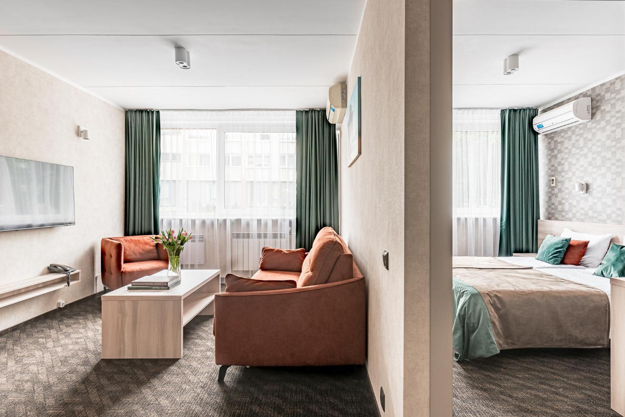 Hotel Zemaites VNO Esterno foto