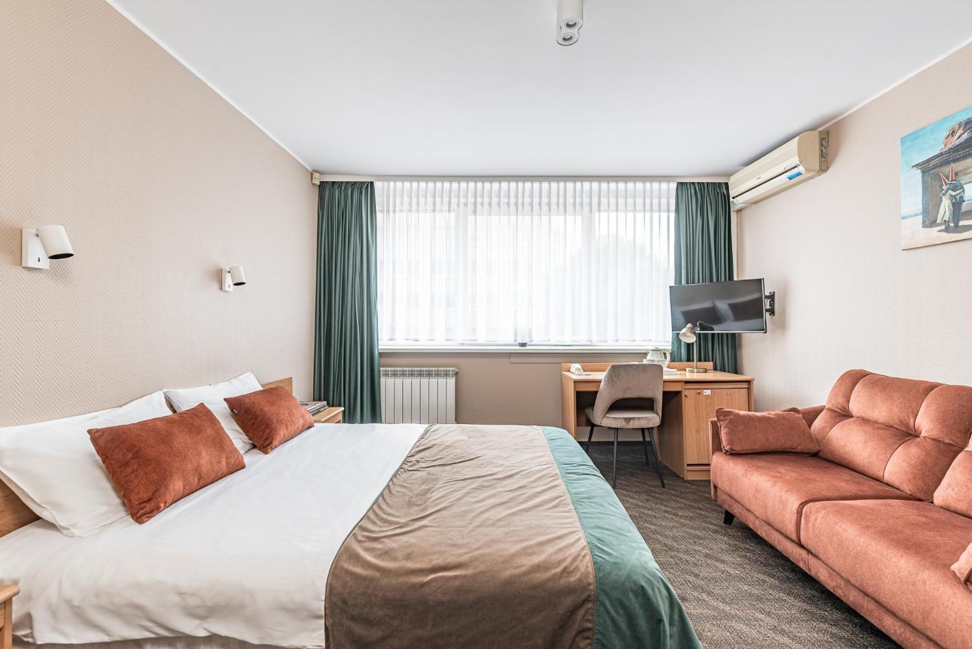 Hotel Zemaites VNO Esterno foto